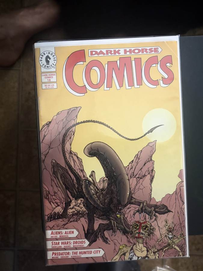 Dark Horse Comics #18 cover